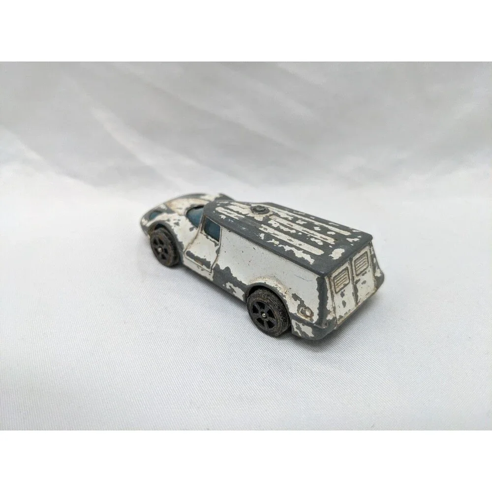 Vintage Corgi Juniors Healer Wheeler Ambulance Car Toy 3